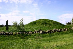“The Prince Mound" or “Guttorm’s Mound” have got its name because people believed Guttorm, son of Eirik Bloodaxe was buried here. (Photo Orjan Iversen)